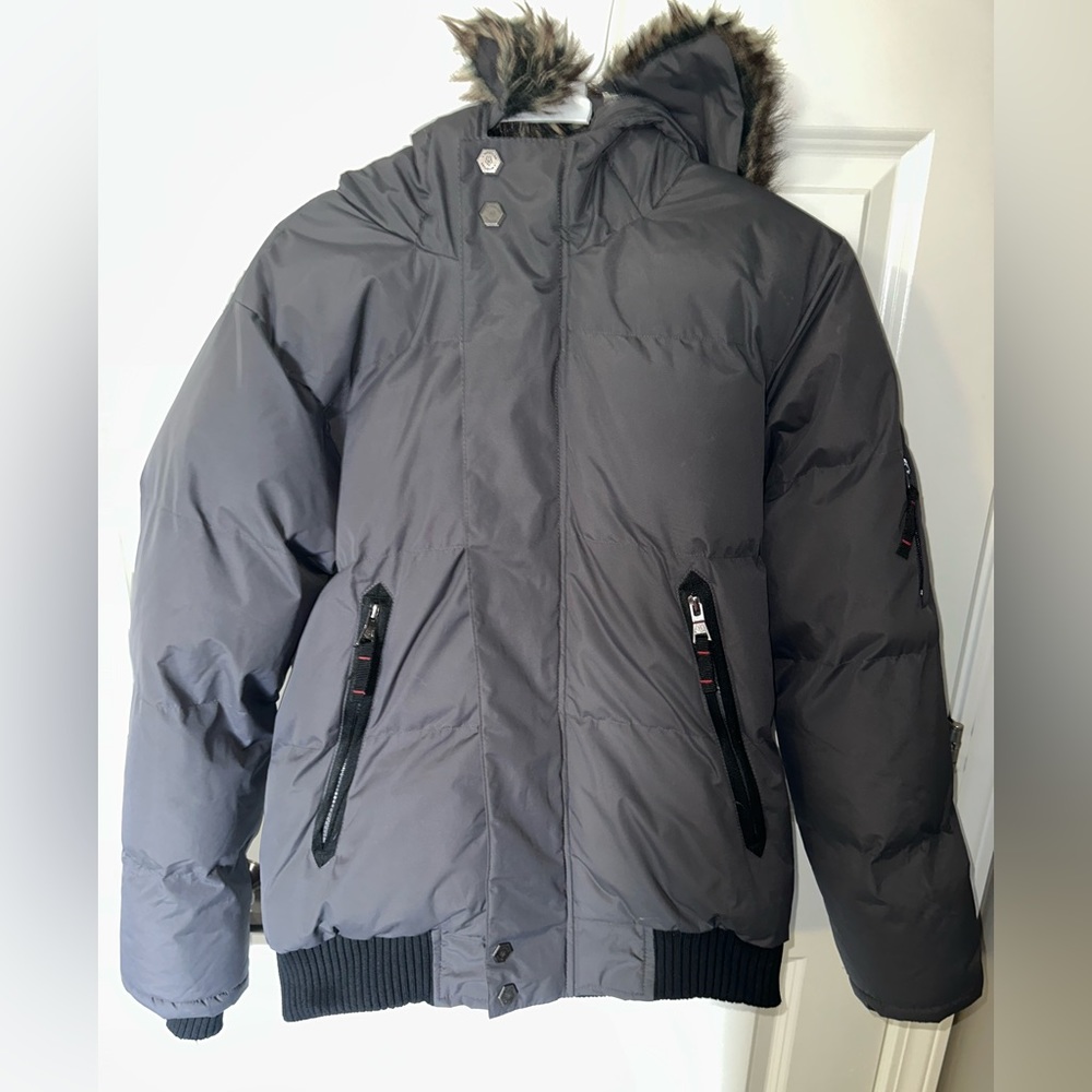 Grey J. Whistler quilted puffer jacket w removable ruff hood - youth L